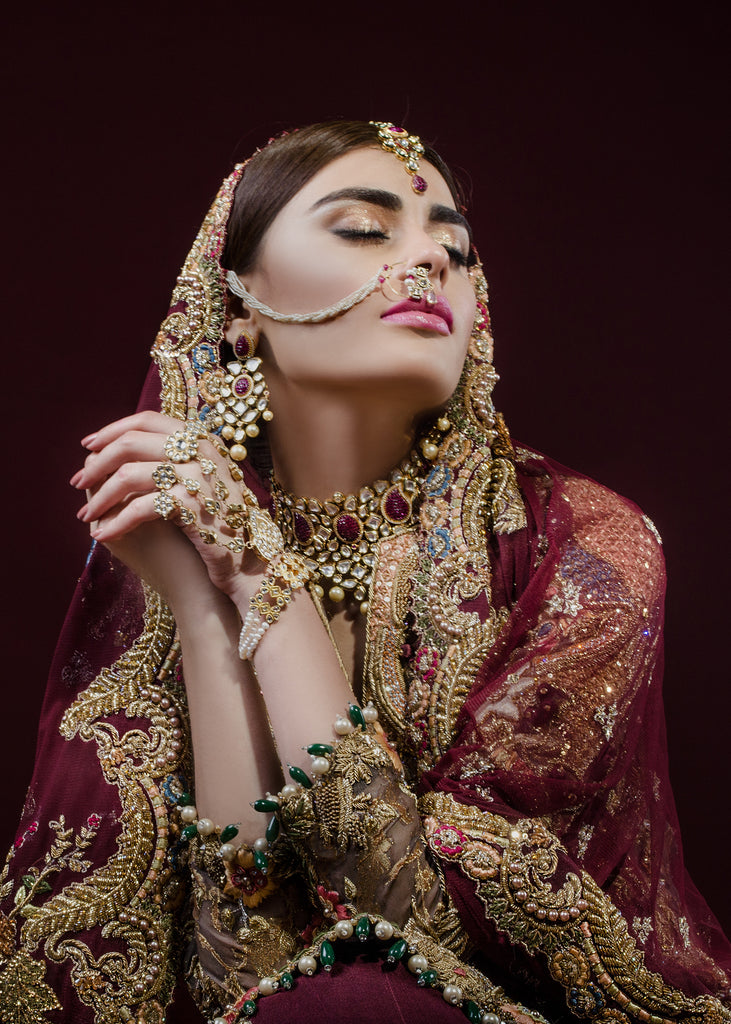 GOLD STONE Tena Durrani